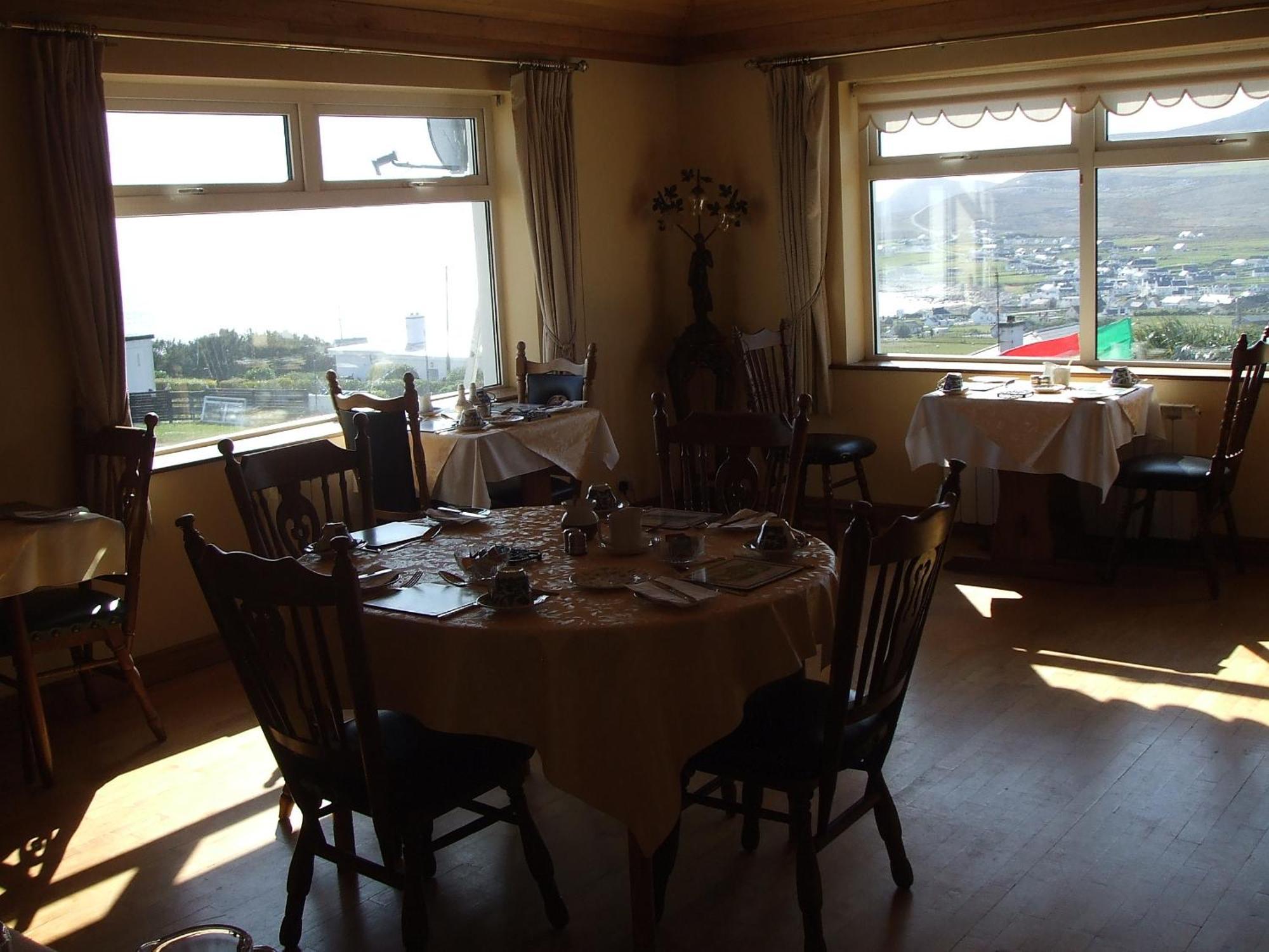 Achill West Coast House Bed and Breakfast Dooagh Exteriör bild