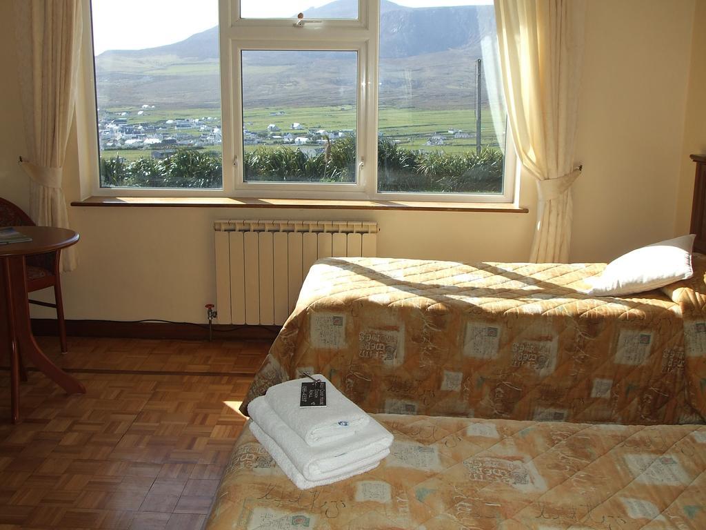 Achill West Coast House Bed and Breakfast Dooagh Rum bild